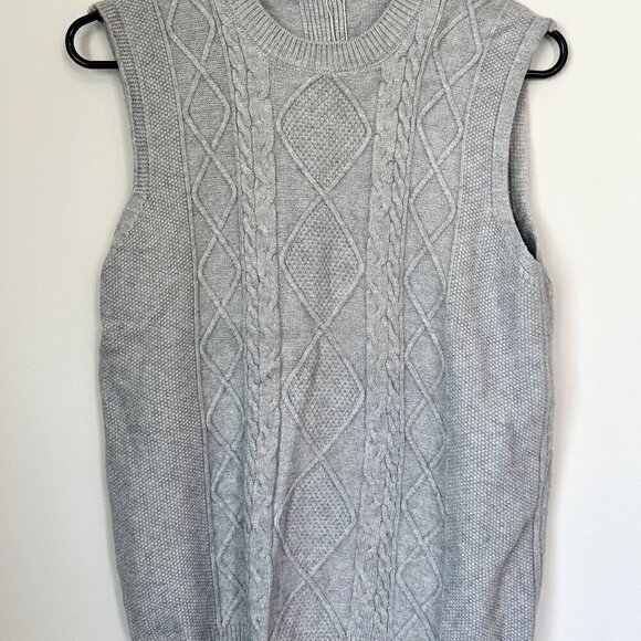 Prato Gray Knit Sweater Vest - S/M - Picture 2 of 5